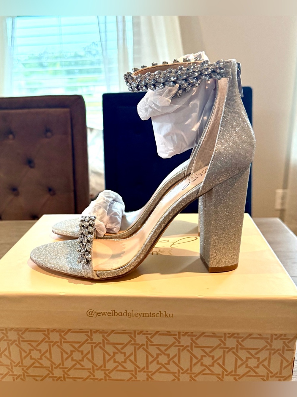 BADGLEY MISCHKA Silver Embellished Ankle Strap Sandal Block Heel | SZ. 10 (NWB)